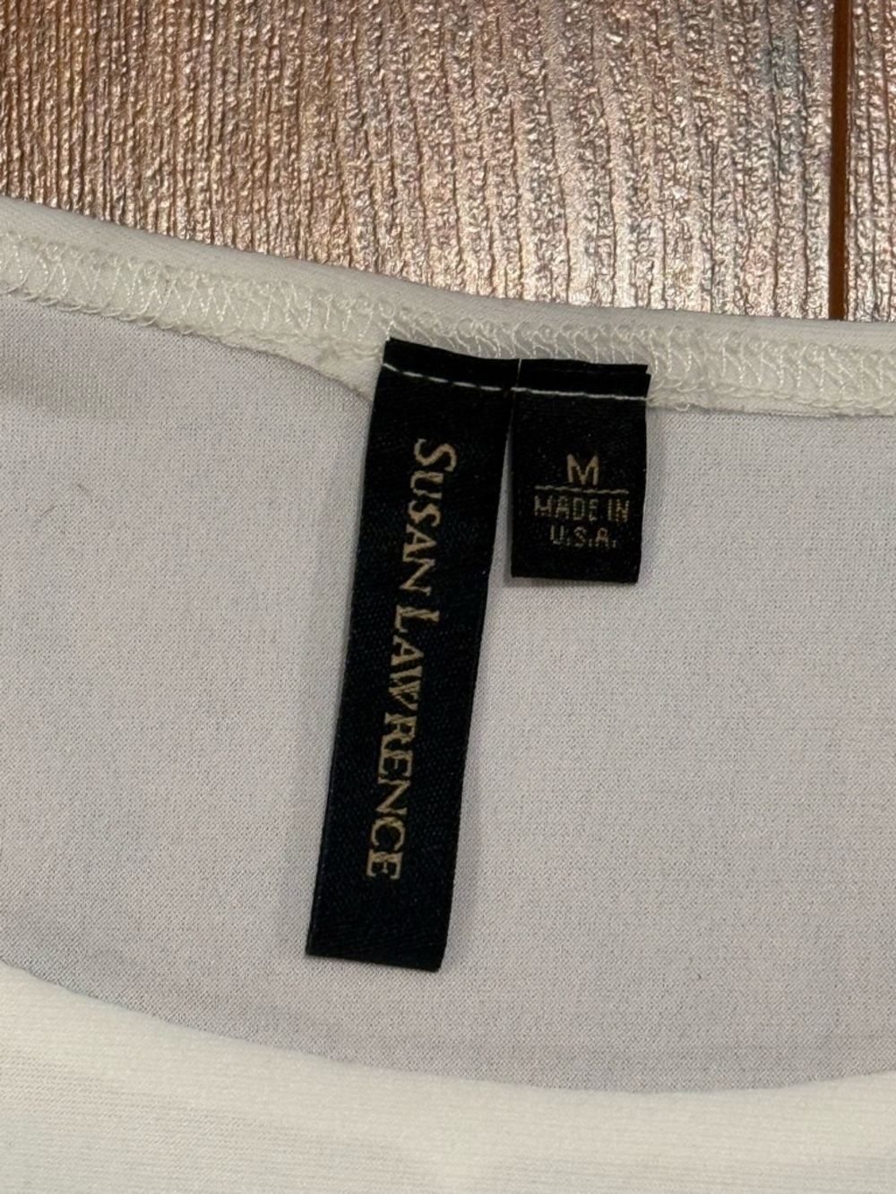 Susan Lawrence White Sleeveless Pleated Women's Top - Picture 5 of 8